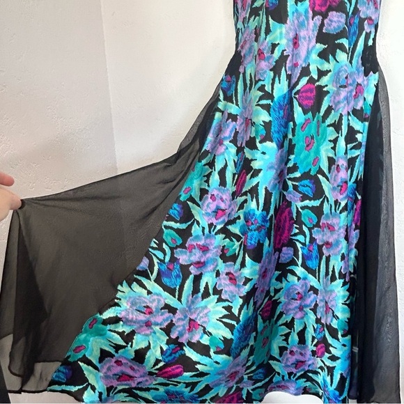 VICTORIA’S SECRET VTG Gold Label Floral Satin Lace Mesh Side Maxi Slip Dress S - Picture 4 of 9